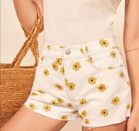 Reformation Charlie High Rise Jean Short White Daisy