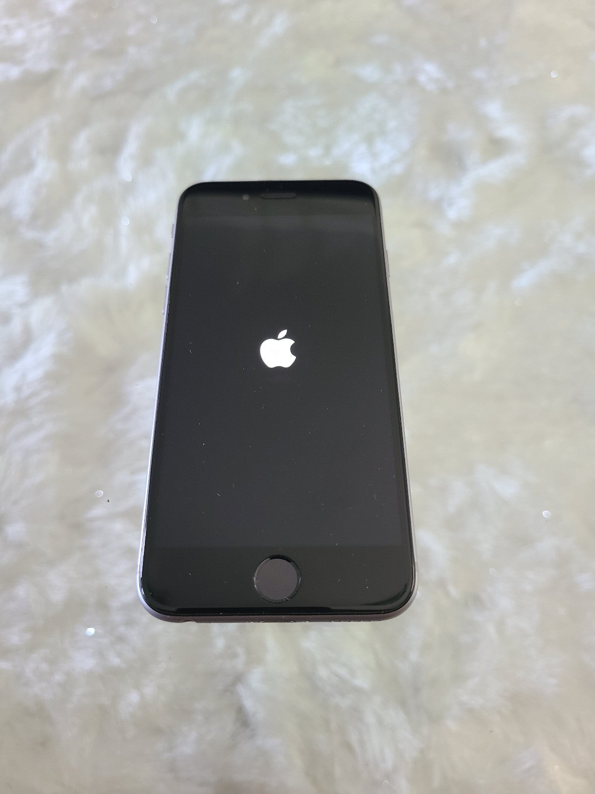 Unlocked Apple iPhone 6s 32GB Space Grey