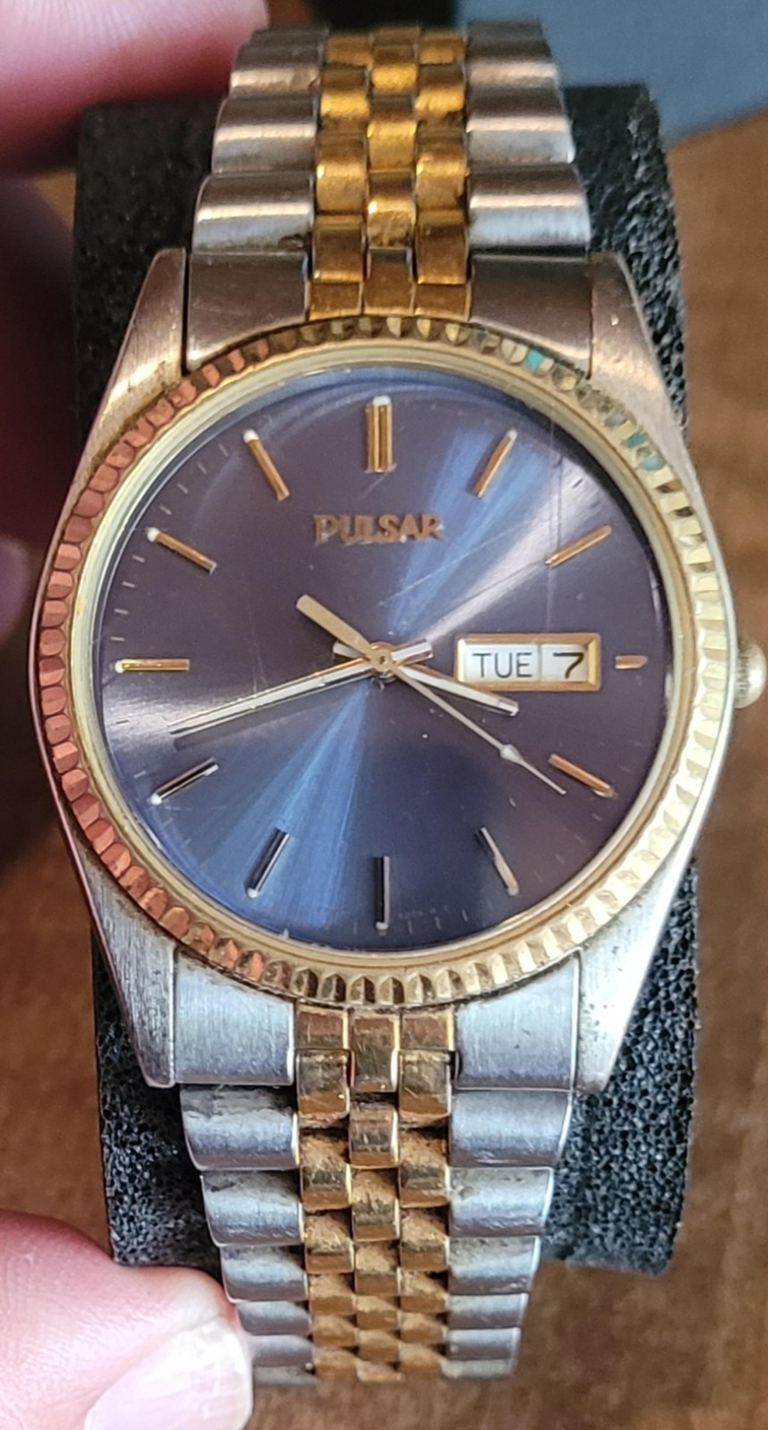 Vintage Pulsar by Seiko Men's Daydate Quartz Watch