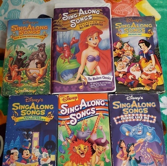 *Free Shipping* Disney Sing-Along-Songs VHS Lot Aladdin, Lion King, Mermaid