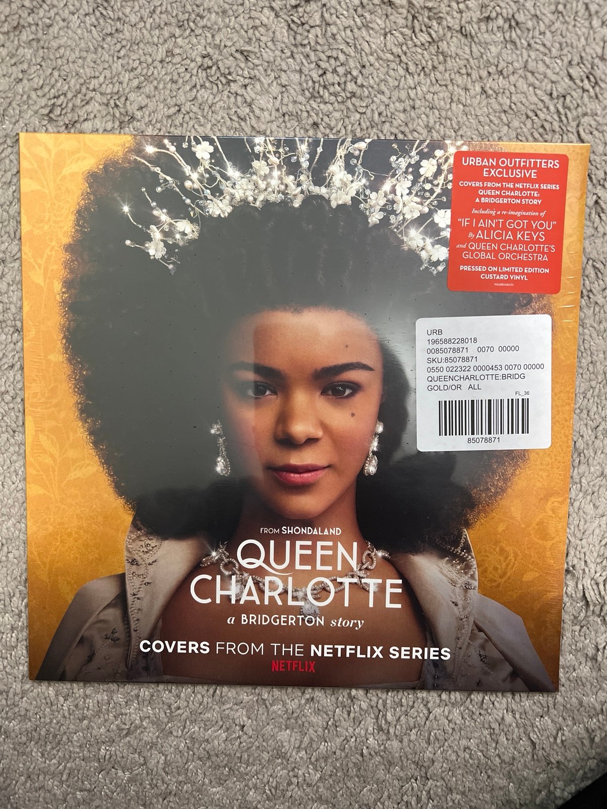 queen charlotte bridgerton vinyl UO