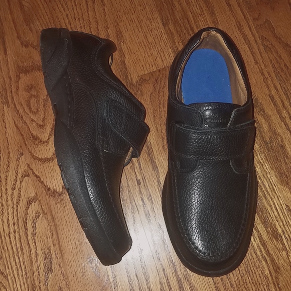 Dr Comfort black shoes size 8