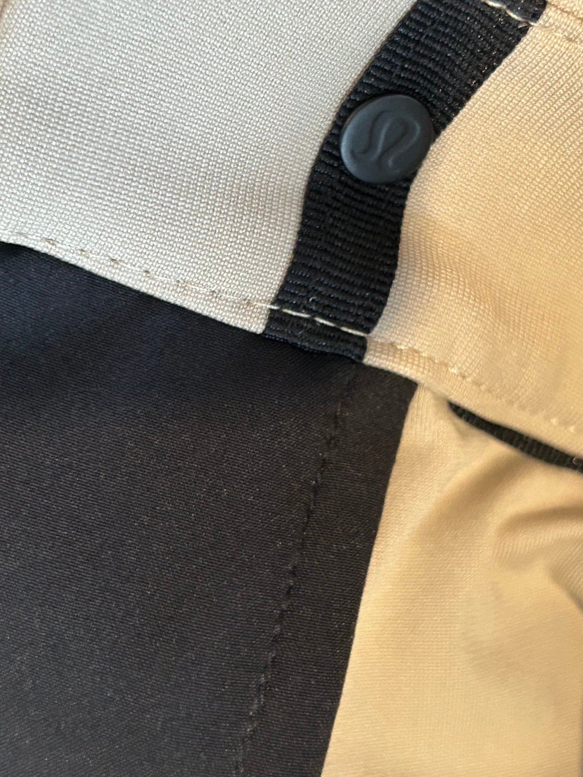 Lululemon ABC Slim Fit Trouser Pant Warpsterme Size 32X31 - detail