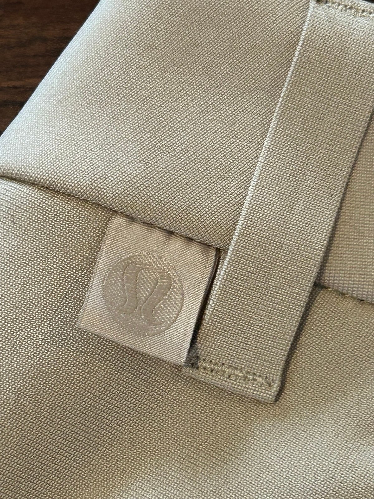 Lululemon ABC Slim Fit Trouser Pant Warpsterme Size 32X31 - detail