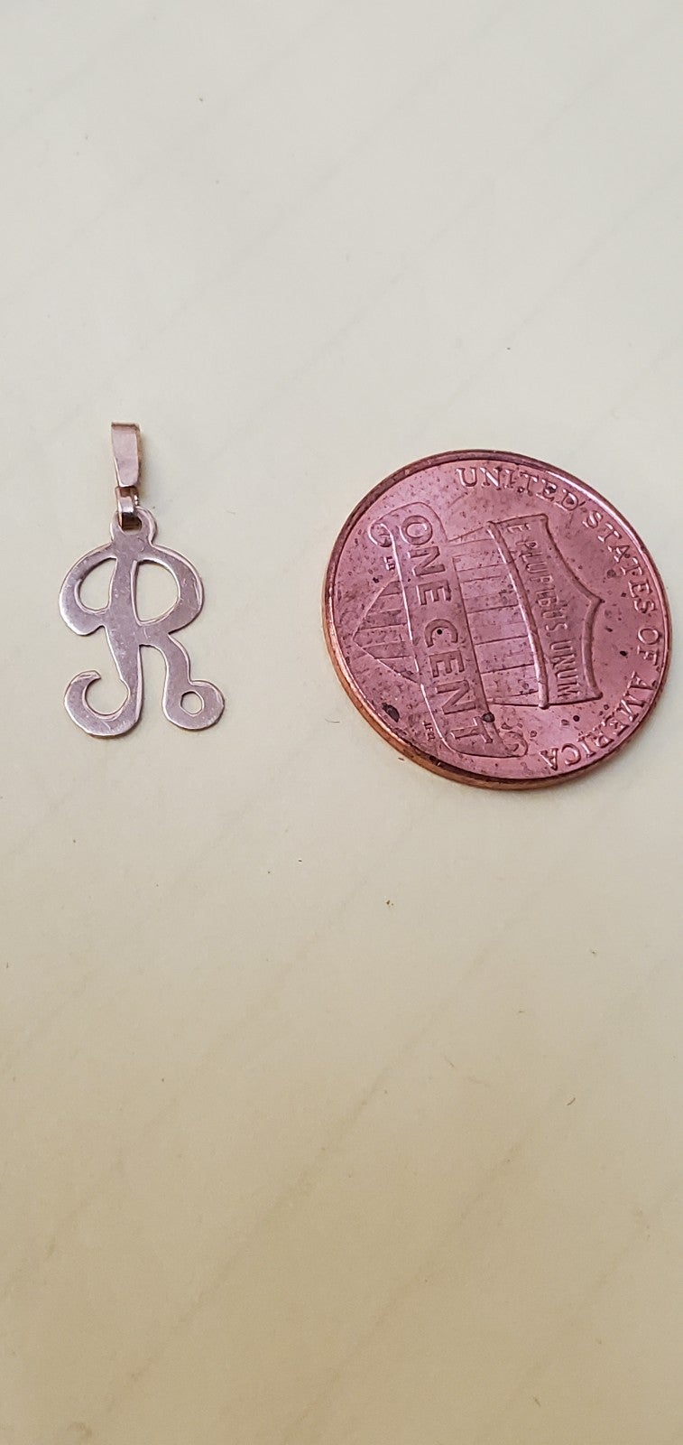14karat Gold script initial R