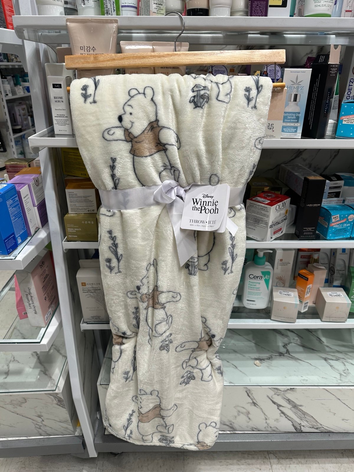 Disney Winnie The Pooh Blanket Tip Toe In The Garden