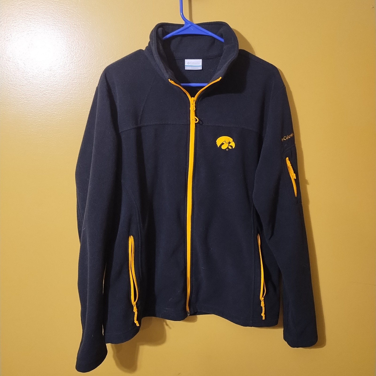 Columbia Iowa Hawkeyes Full Zip Fleece Jacket XL
