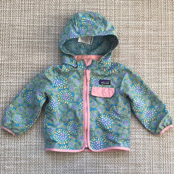 Patagonia Lightweight Jacket (size 12-18m)