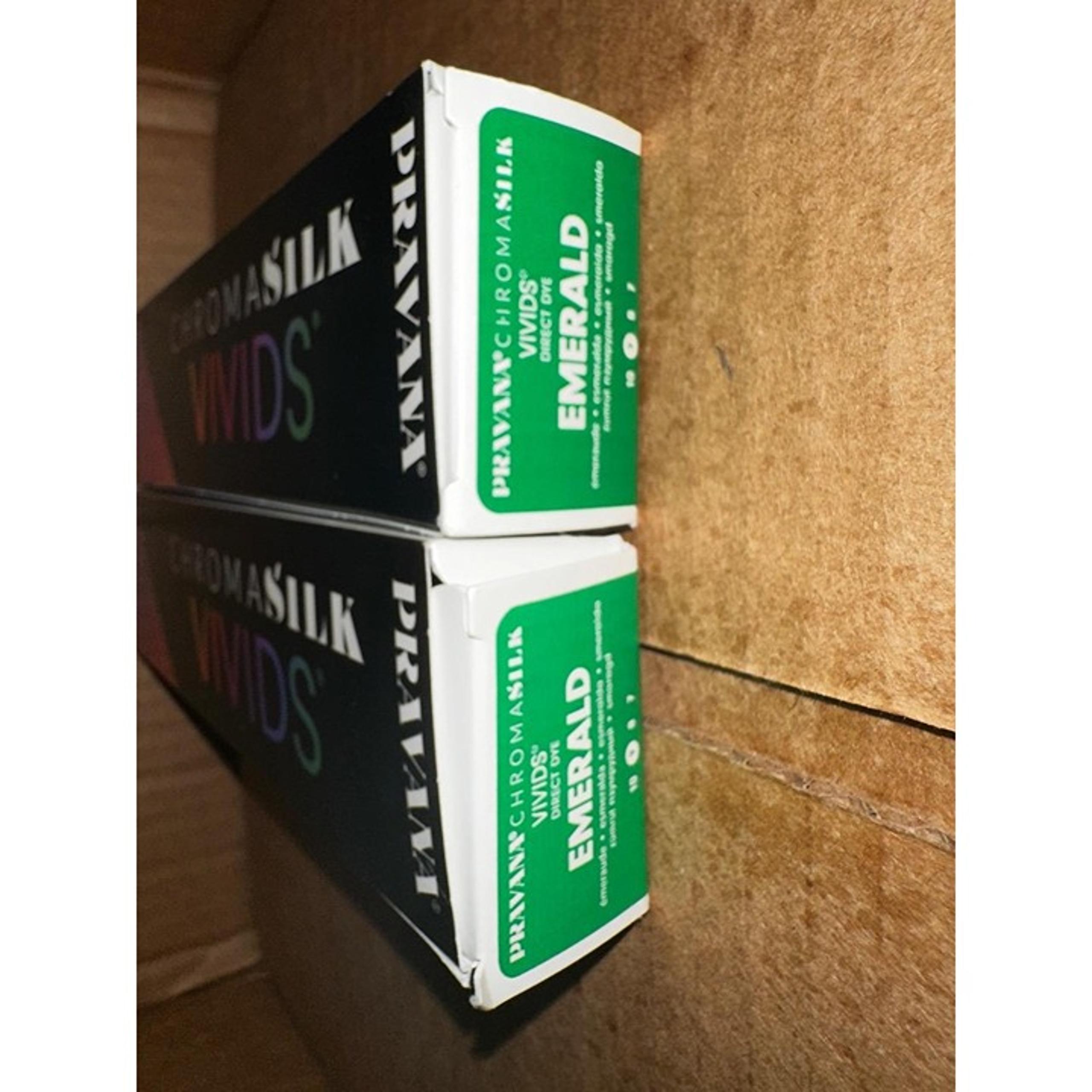Pravana ChromaSilk Vivids Emerald Permanent Boxed Hair Color