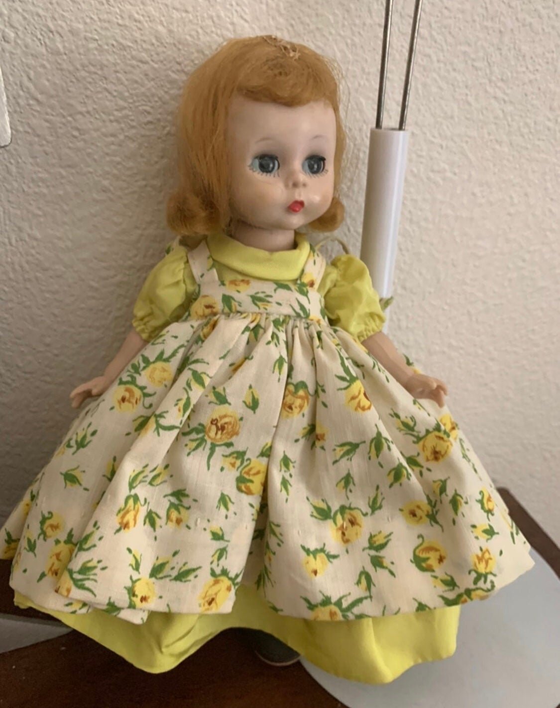 Vintage Madame Alexander kin Little Woman
