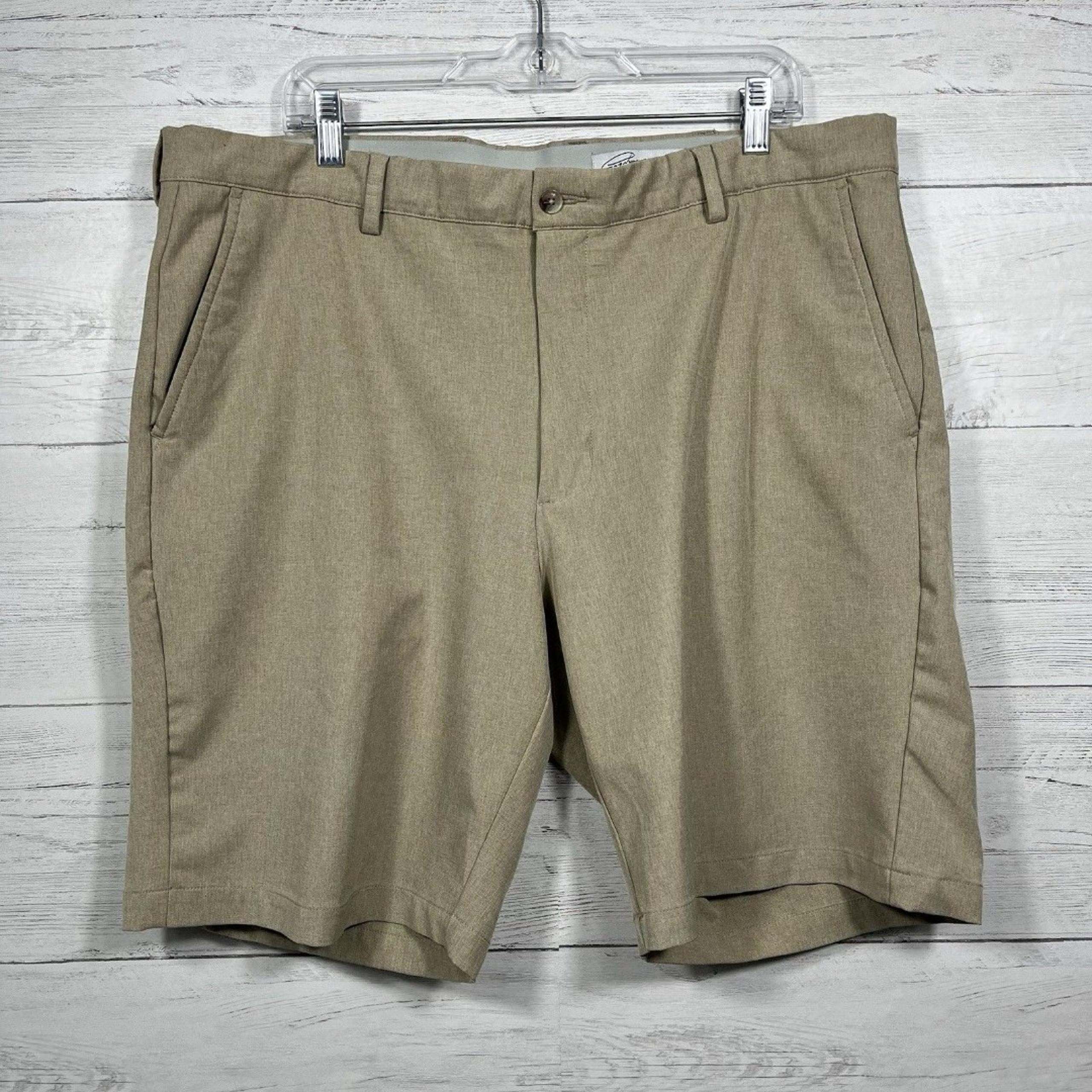 Greg Norman flat front golf shorts khaki mens size 40 casual comfort