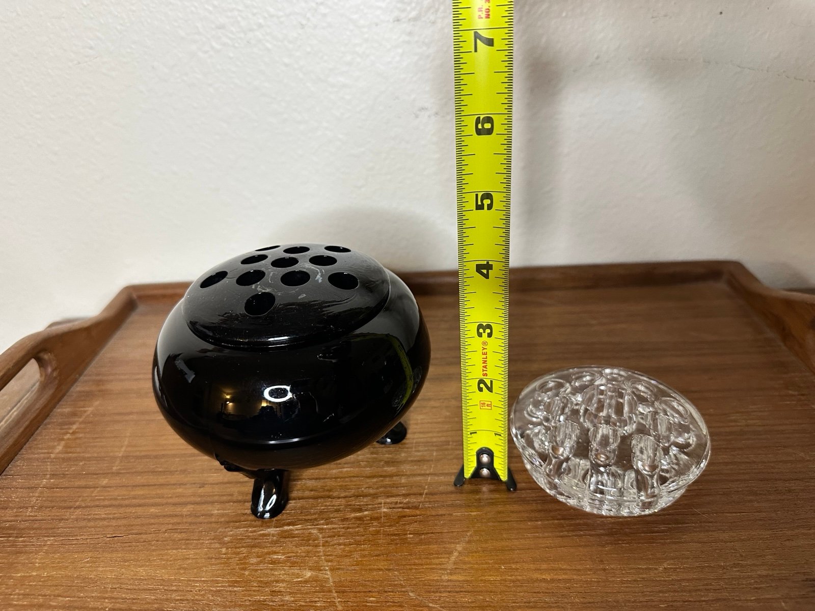 Vintage Viking FlowerLite in Black Glass with 2 Frogs