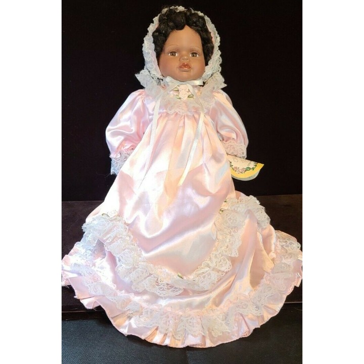 Vintage 1998 Crowne Fine Porcelain baby doll