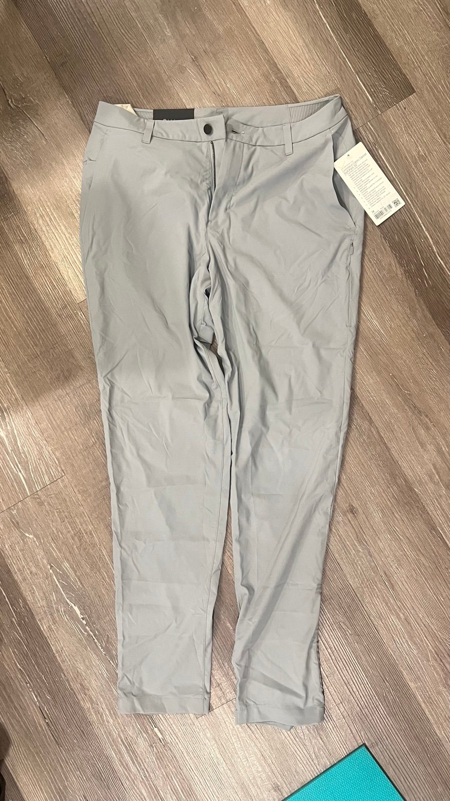 NWT Men’s lululemon golf pants