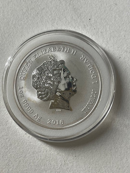 Pearl Harbor 75th Anniversary Coin Queen Elizabeth 1 OZ