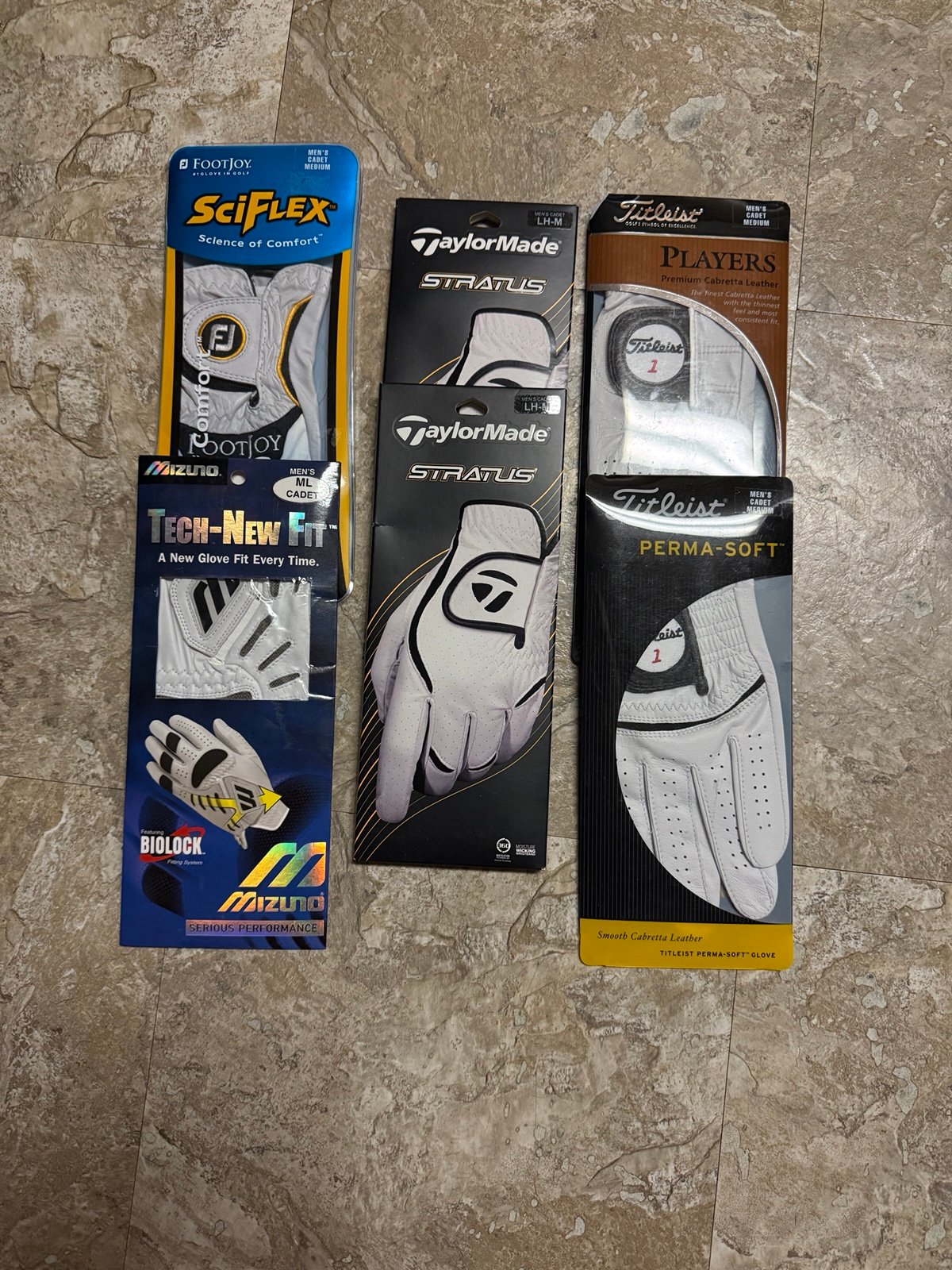 6 NEW High End Gloves Men’s Cadet Left Hand Medium