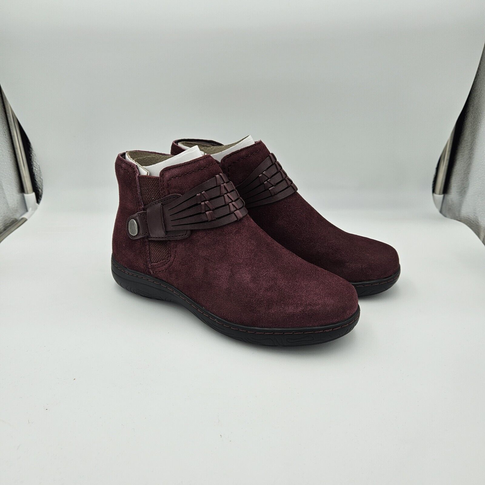 Earth Women's Flat Boot Synal Ankle Suede Dark Wine Casual Zip Booties 7 W