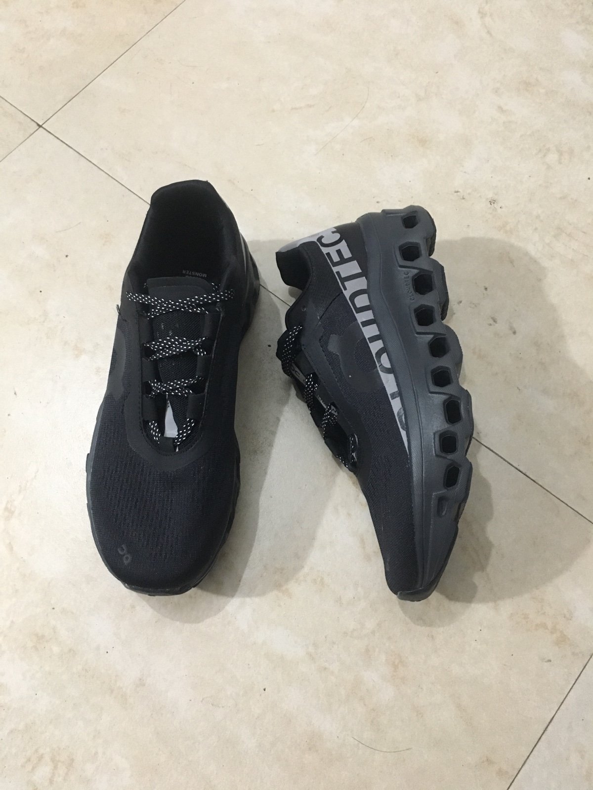 On cloudmonster black sliver women size 8