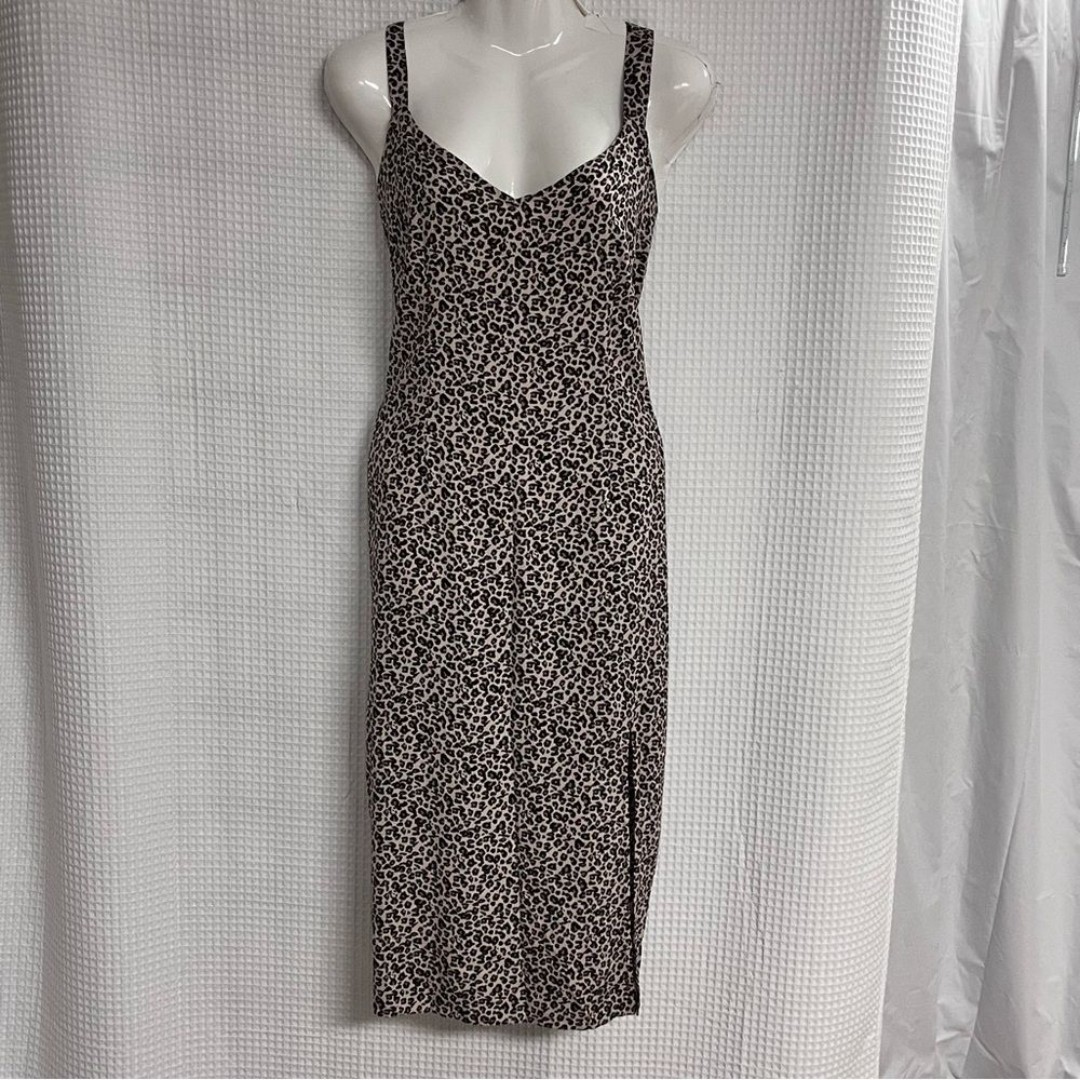 Abercrombie & Fitch ladies leopard Print Sleeveless Dress size medium (NWT)
