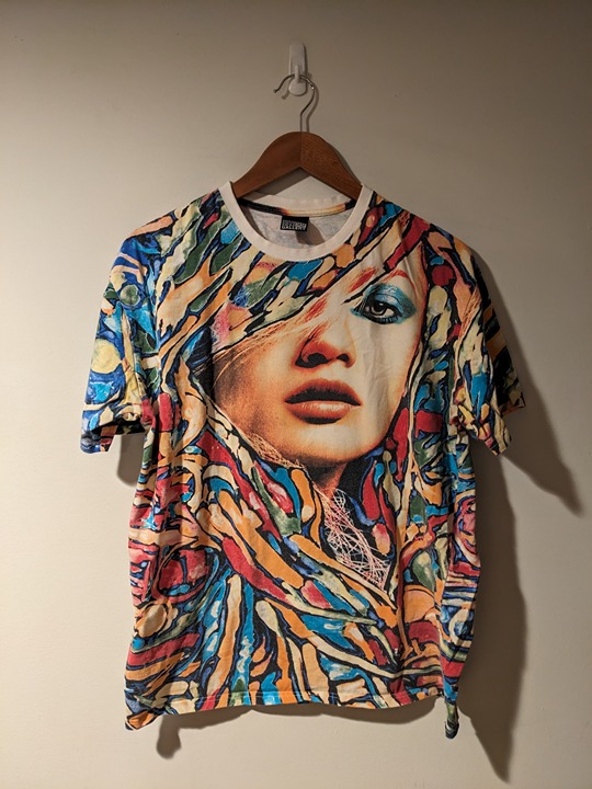 Vintage Retna Girl Art Work All Over Print Fifty 24SF Large T-Shirt