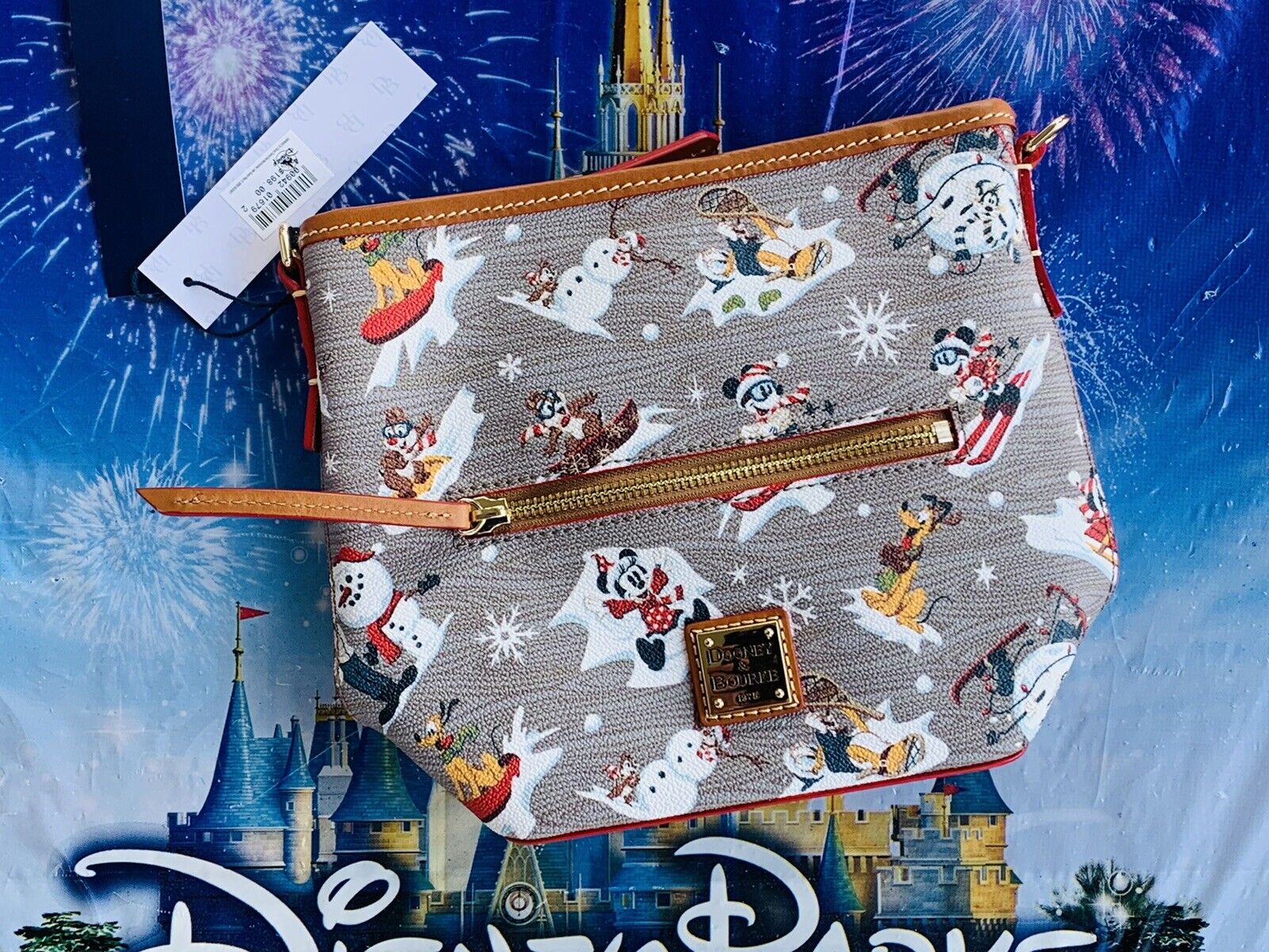 2021 Disney Parks Dooney & Bourke Holiday Christmas Mickey Crossbody Bag B