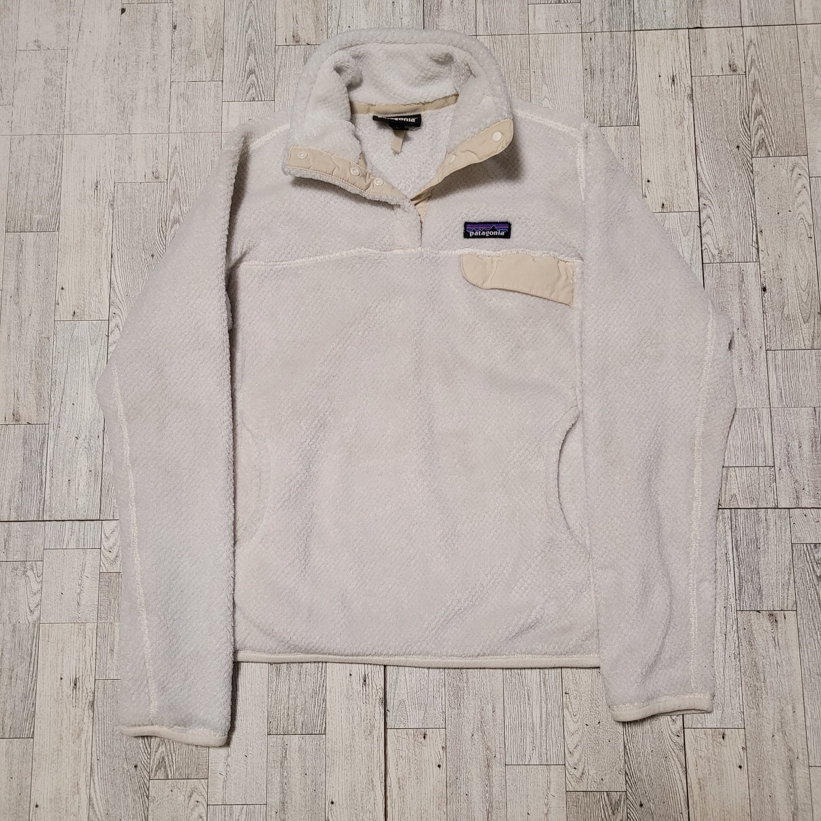 Women's Patagonia Synchilla White Cream Pullover Fleece Sweater Size M