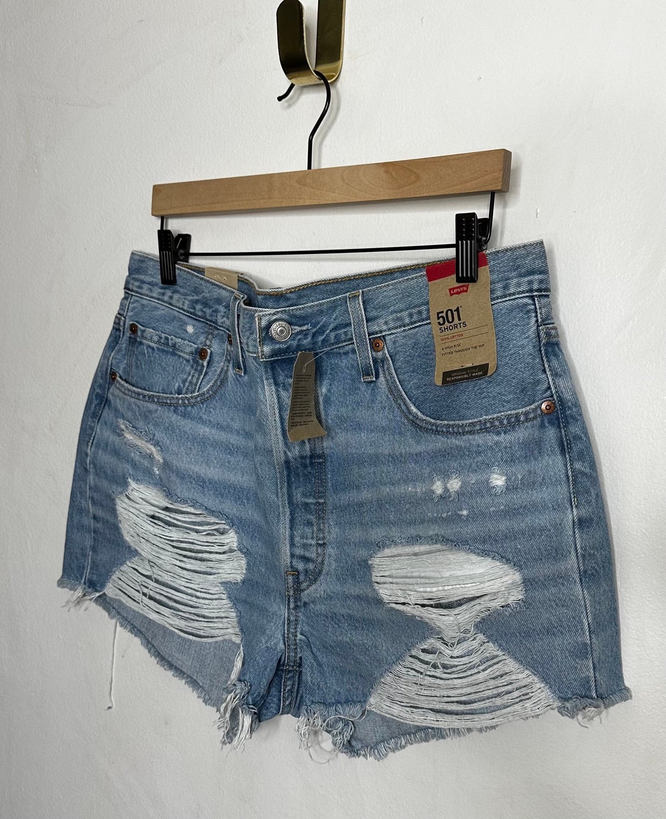 Levi's 501 high rise denim shorts. Size 33