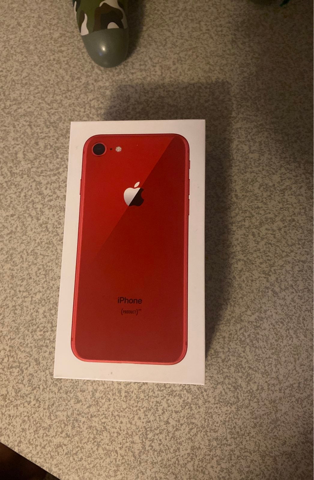 Apple iPhone 8 (PRODUCT) RED
