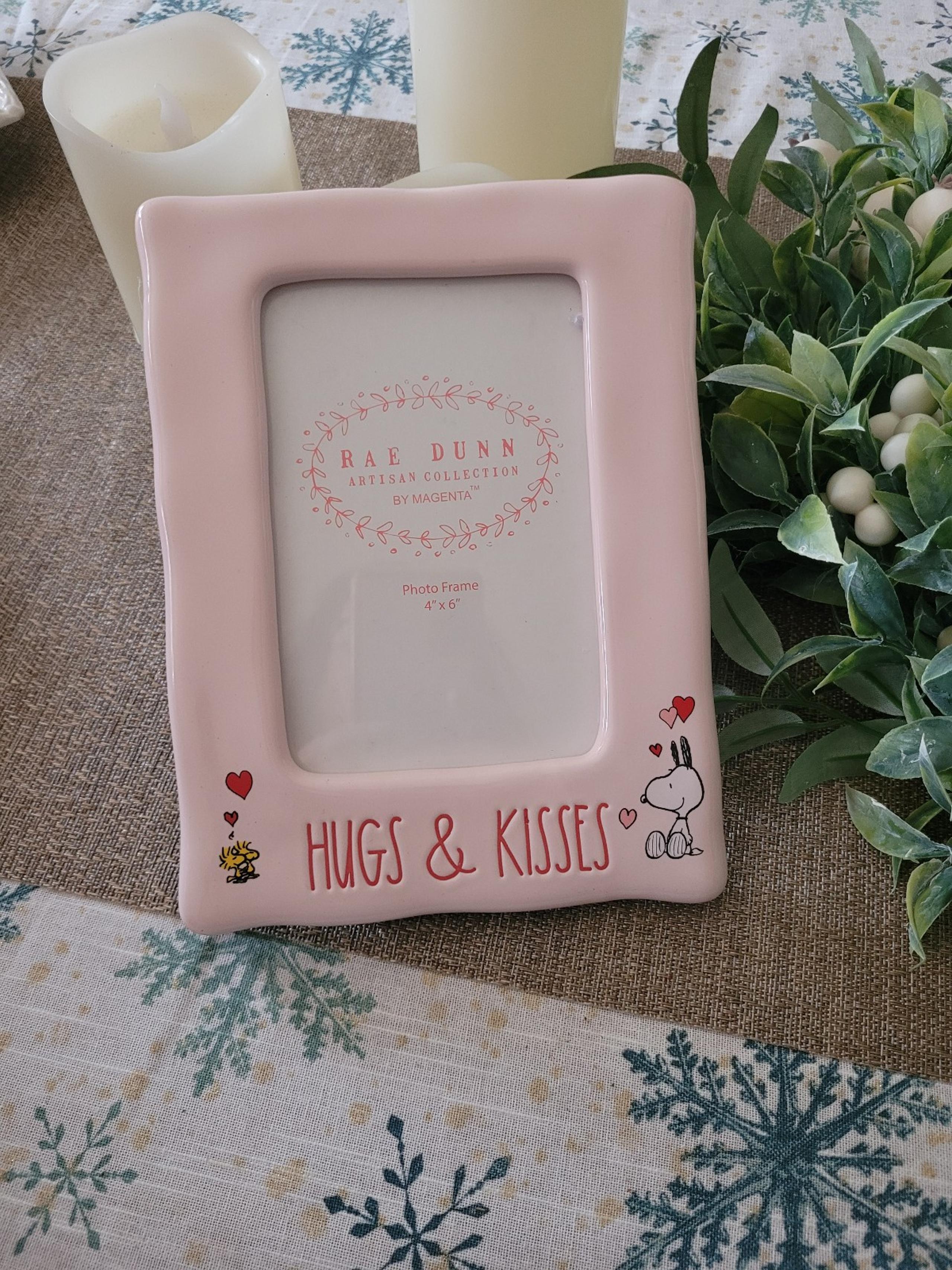 Rae Dunn Hugs & Kisses photo frame