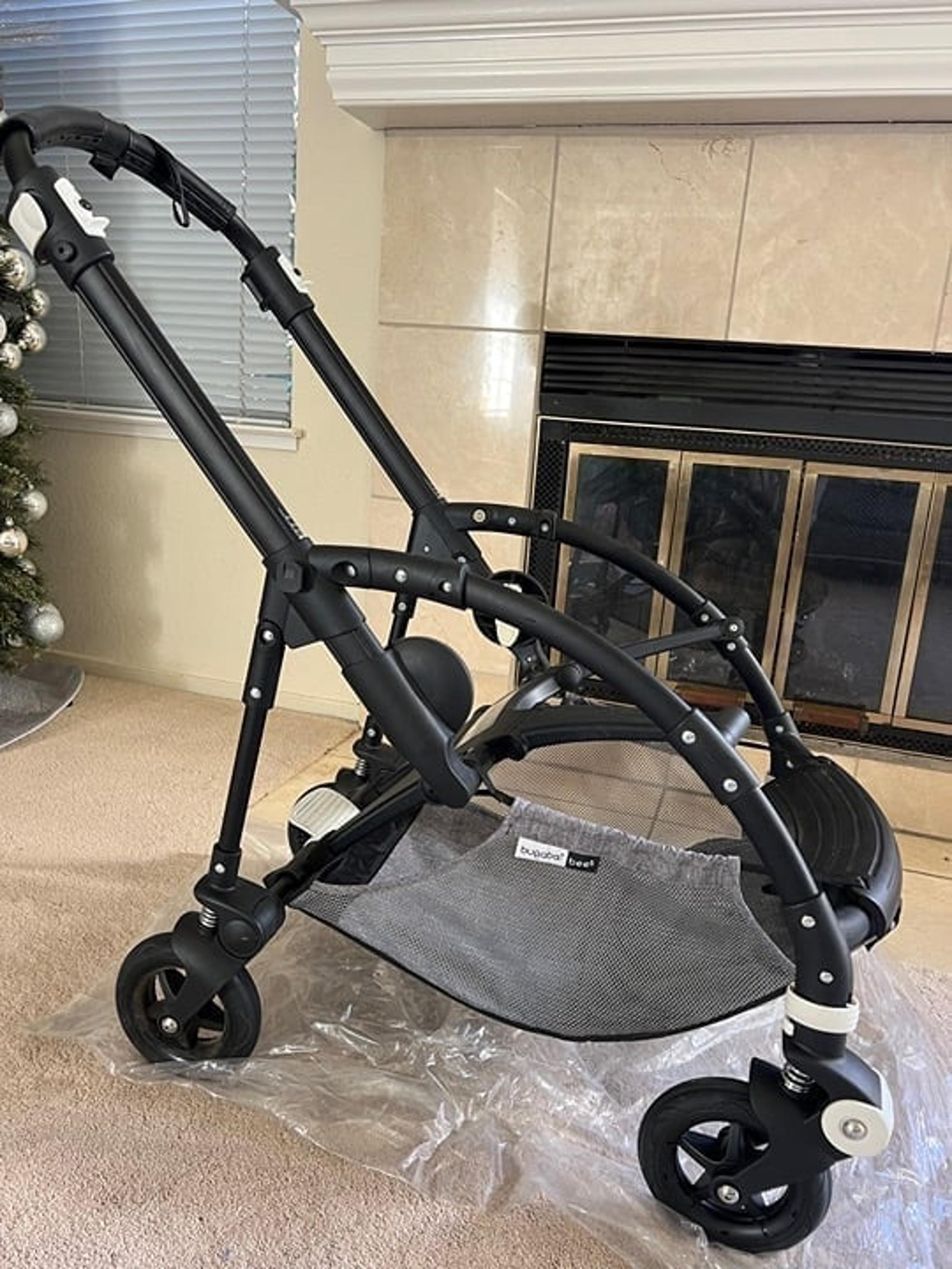 Bugaboo Bee 5 Stroller complete set (with the brand new unopened seat)