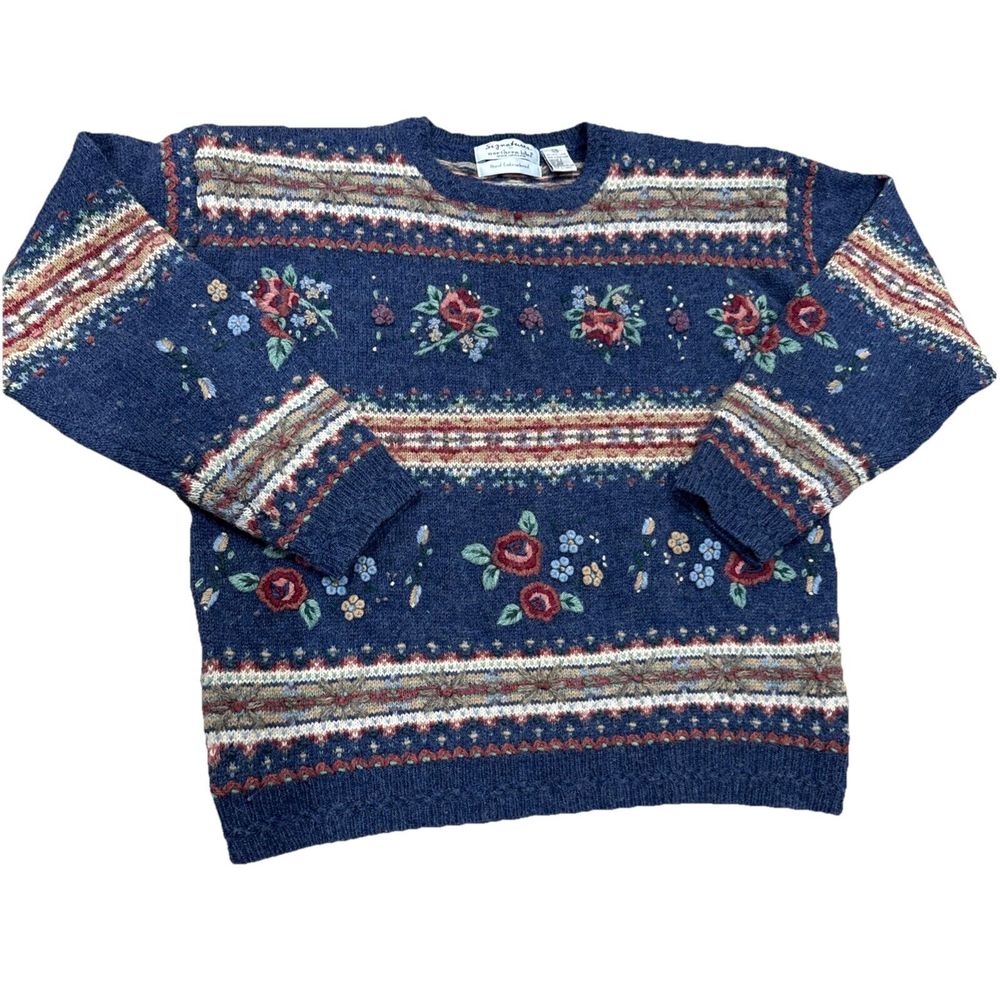 VTG Signatures By NORTHERN ISLES Large Wool Hand Embroidered Sweater Floral Blue