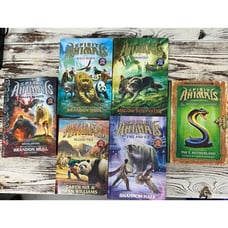 Spirit Animals Hardcover And Paperback Books 1 Through 4 Plus 2 More Scholastic