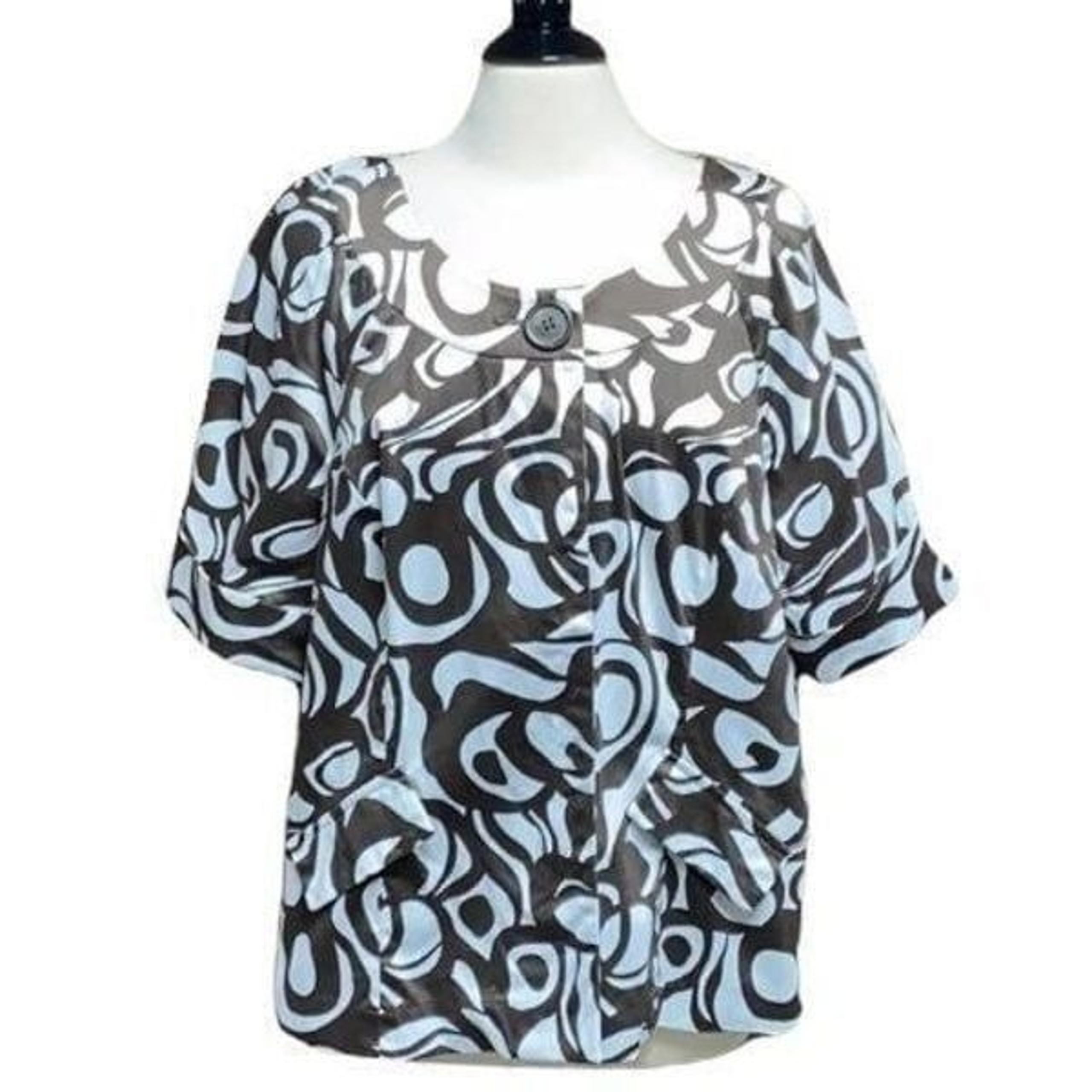 Lane Bryant Brown White Short Sleeve Swing Jacket
