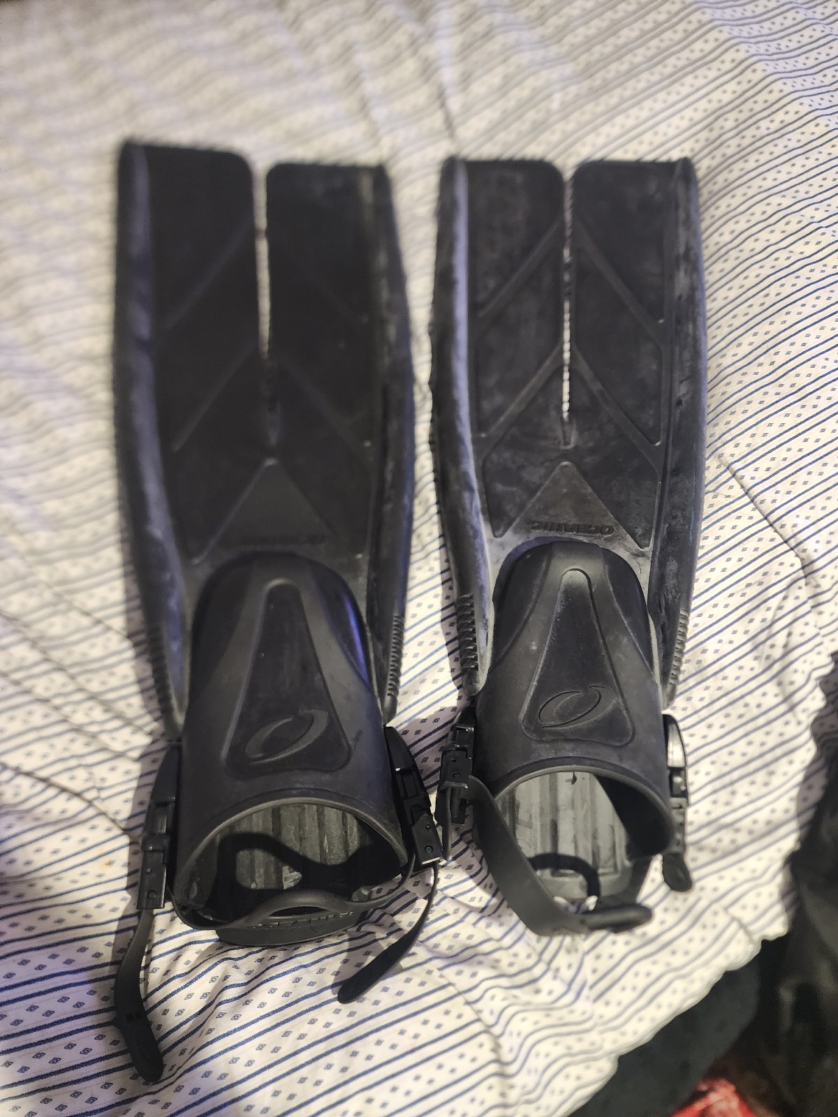 Oceanic Vortex V12 split diving find adult XL