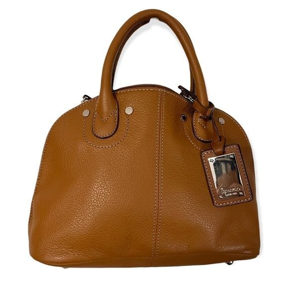 Navy/Dark Brown MSRP: $145.00 T59620A NWT Tignanello Borough Mini Tote Navy/Dark Brown MSRP: $145.00 T59620A NWT Tignanello Borough Mini Tote