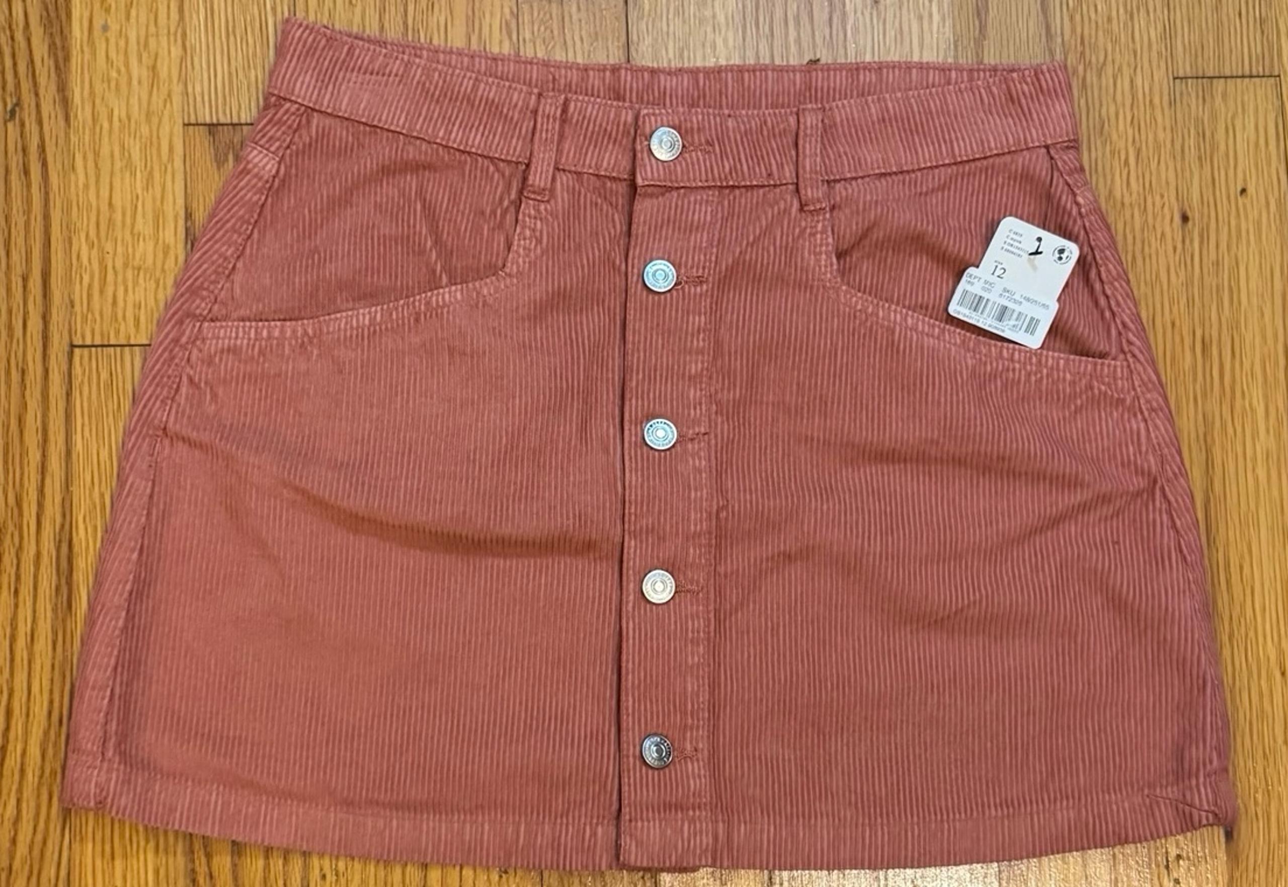 NEW Ray Corduroy Button Front Pockets Mini Skirt Size 12 - Free People