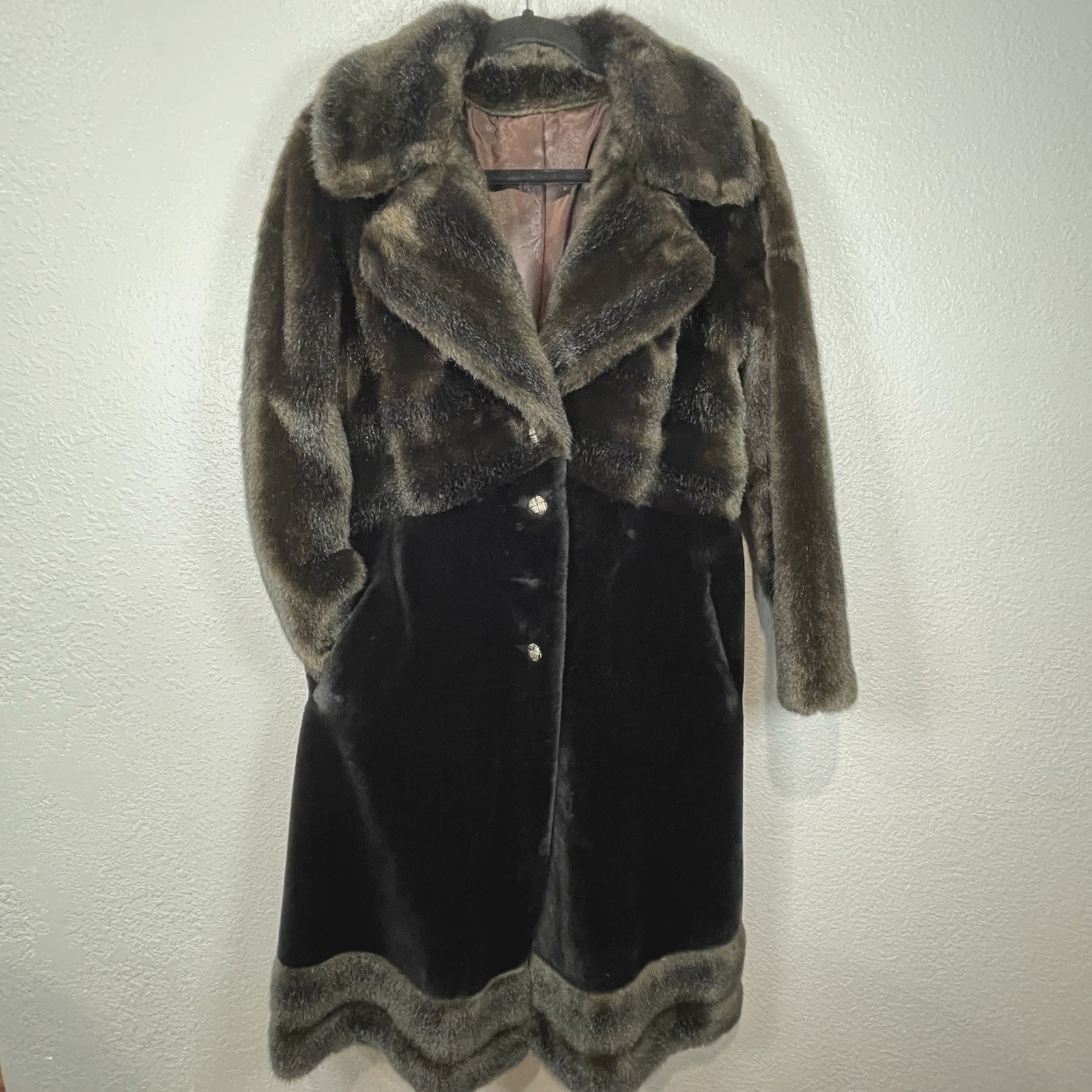 Vintage Borgazia By Russel Taylor Women's Long Faux Fur Coat Black & Brown Sz M