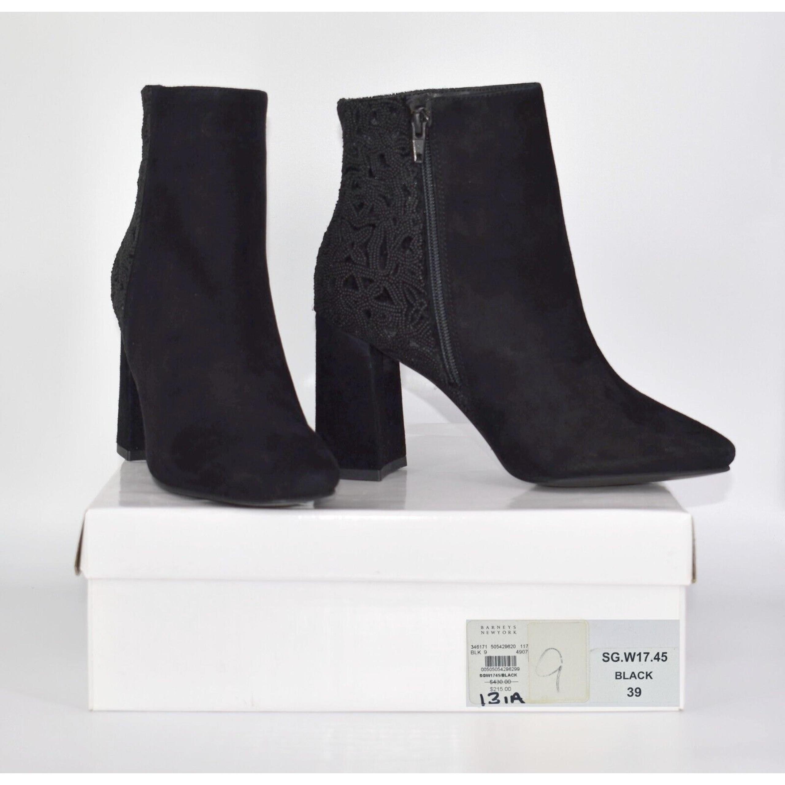 B5 NIB BARNEYS NEW YORK Black Beaded Suede Ankle Boot Shoes Size US 9 EU 39 $430