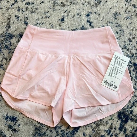 Lululemon SPEED UP HR SHORT 4 *LINED STRAWBERRY MILKSHAKE Sz 4 NWT