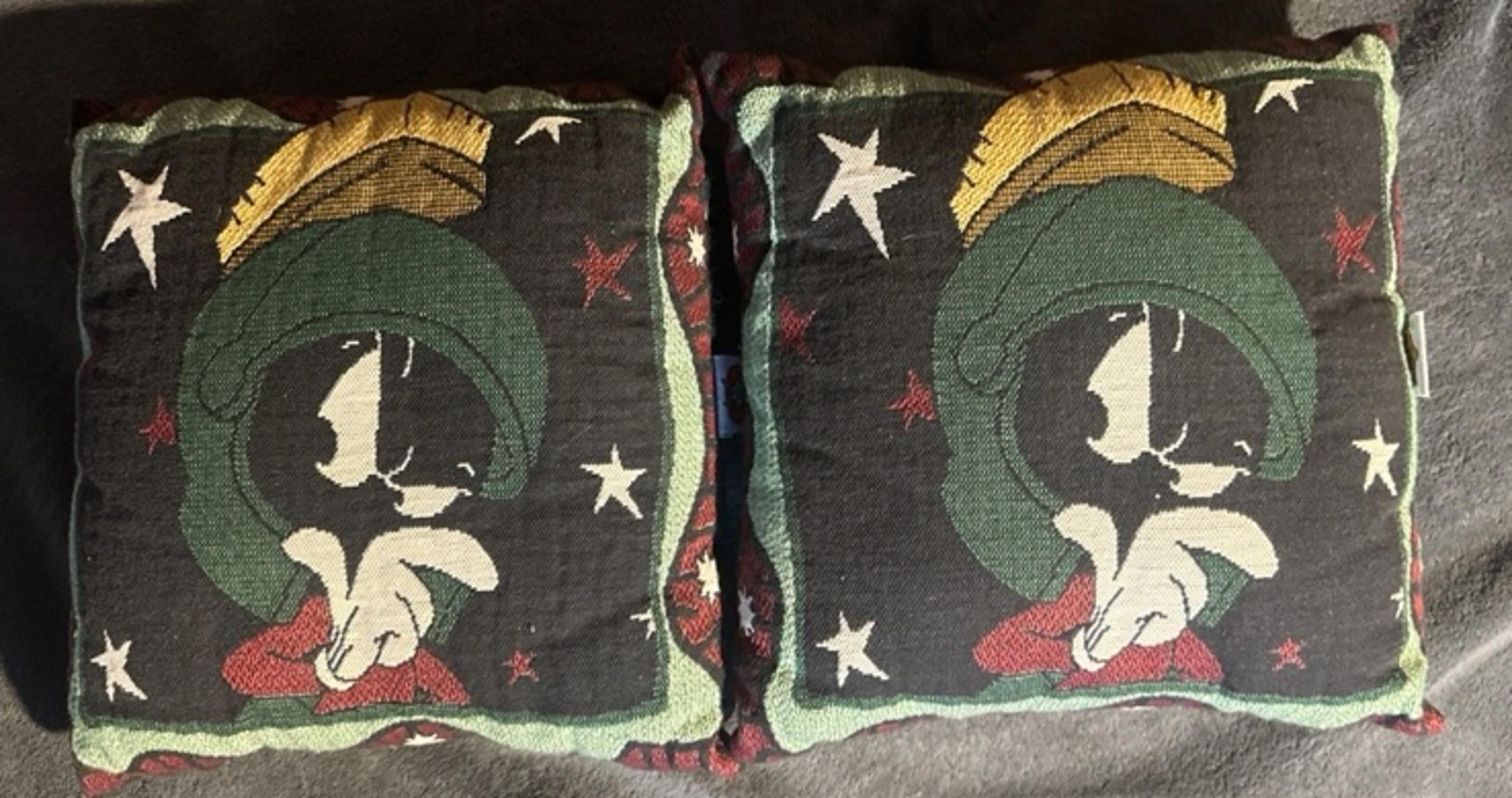 VTG 1998 Marvin The Martian Looney Tunes Throw Pillows Lot Of Two