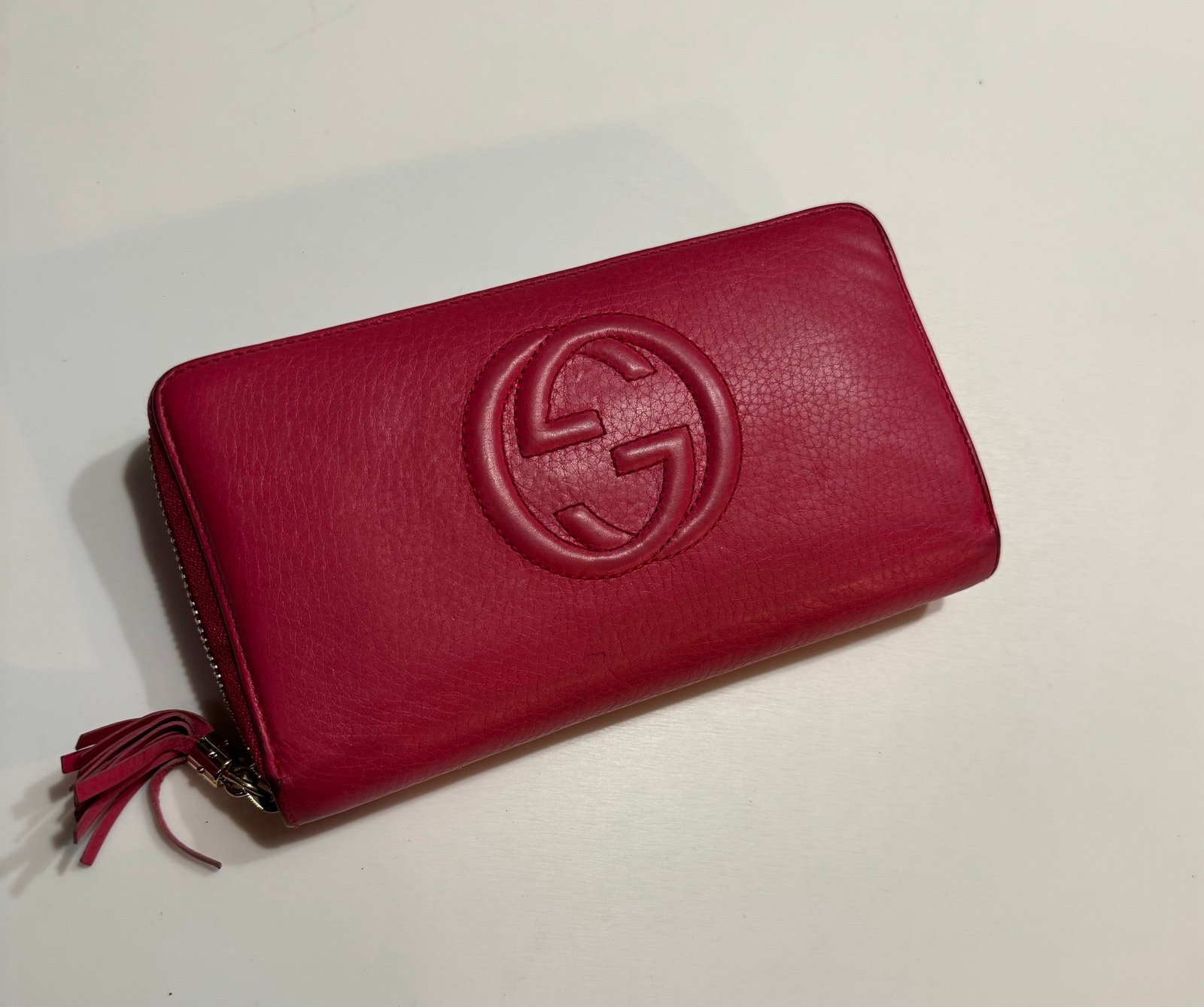 Gucci soho XL leather zippy wallet