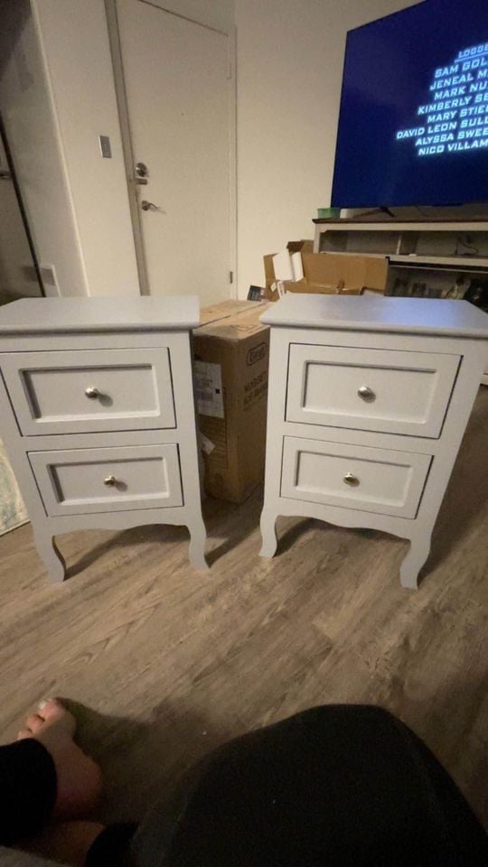 Set of 2 Brown Nightstands **New**