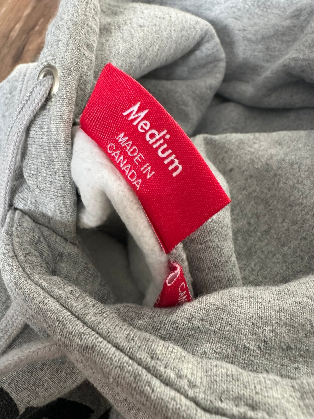 SUPREME HOODIE