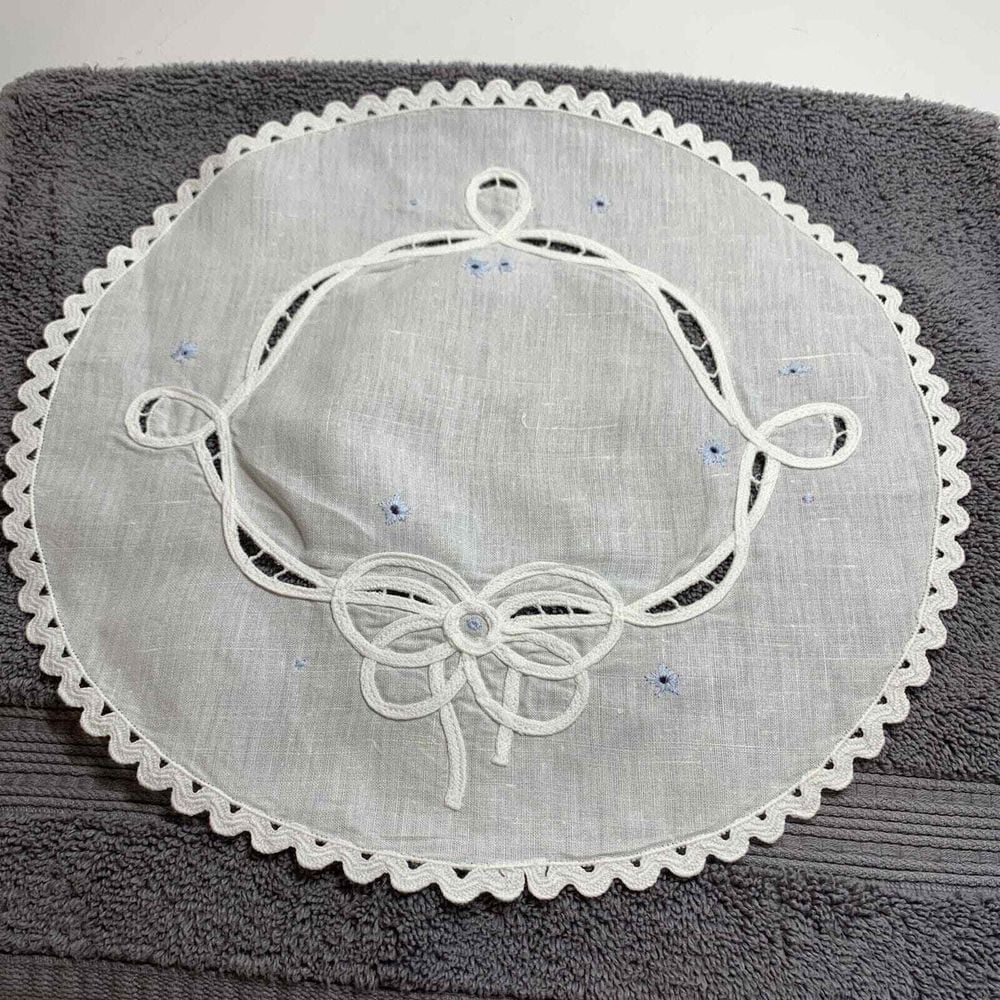 Doilies Round Scallop Edge Set of 10 Fabric 12 Diameter Blue Floral Embroidered