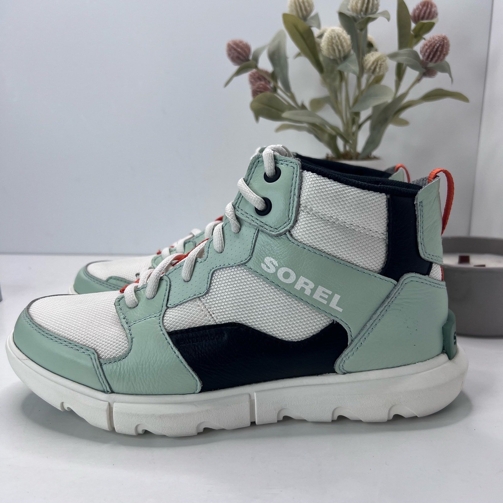 Sorel Explorer II Waterproof Mid Sneaker Sea Spirit/Spirte Women's 8 Athleisure