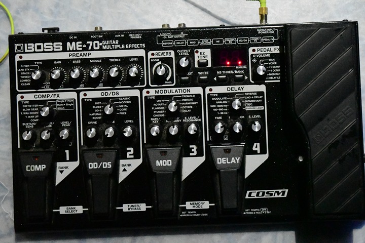 Boss ME-70 Multiple Effects Pedal for Guitar, processor w/o adapter Works 517a2