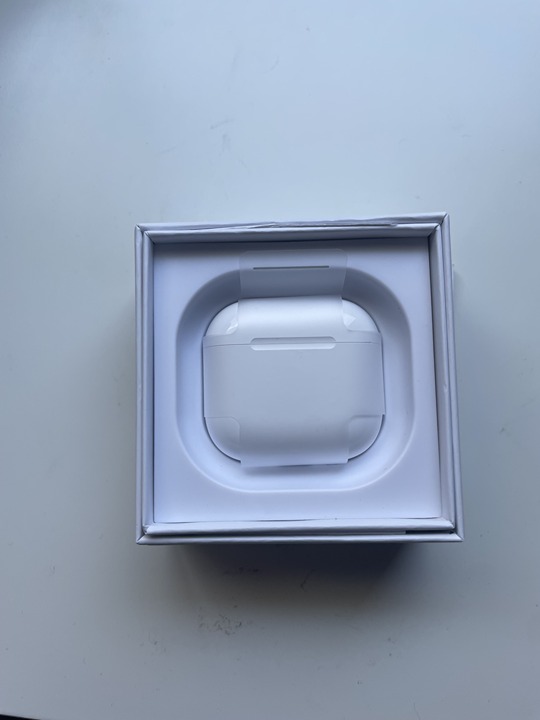 Apple airpods 4th generation