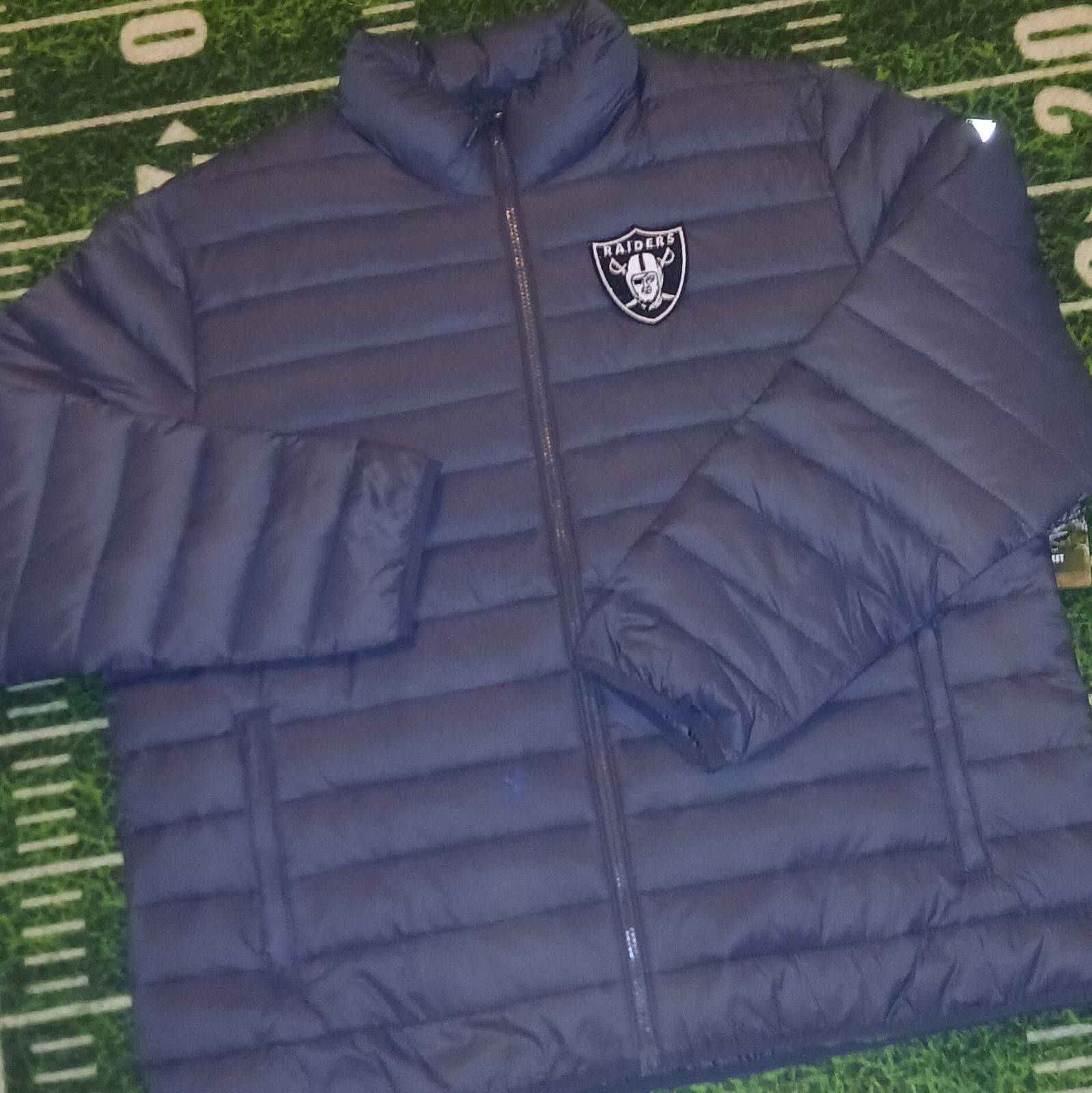 Las Vegas Raiders Zip Puffer Jacket Winter Coat NWT