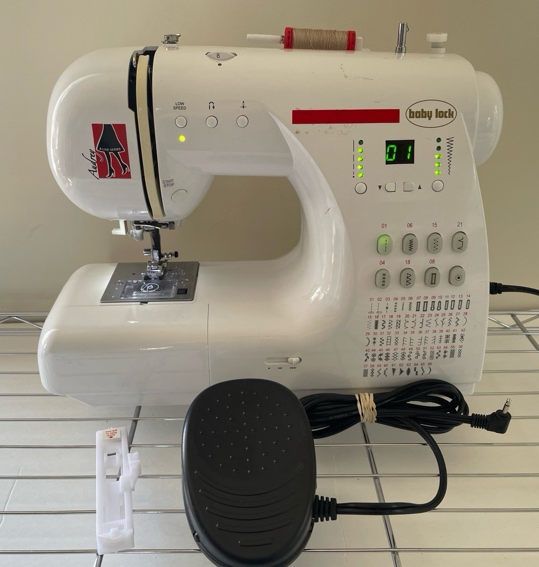 Baby Lock Audrey BL-67 Sewing Machine with Pedal