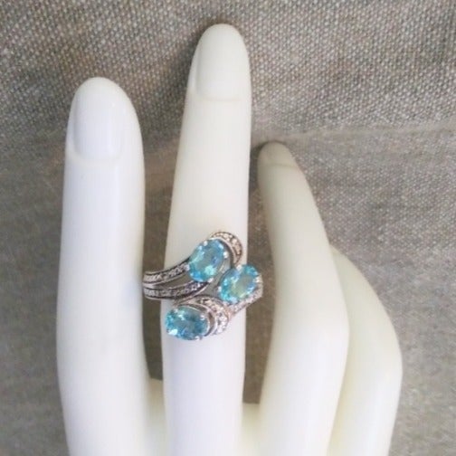 Paraiba Apatite Button Bypass Ring - Size 6